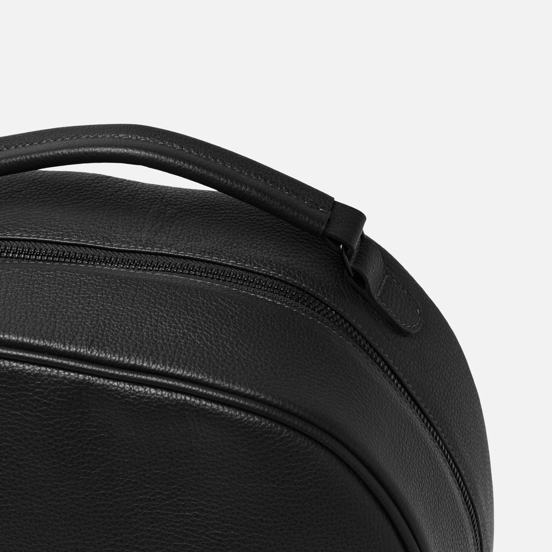 Mochila Couro Oficina Preta Media 4