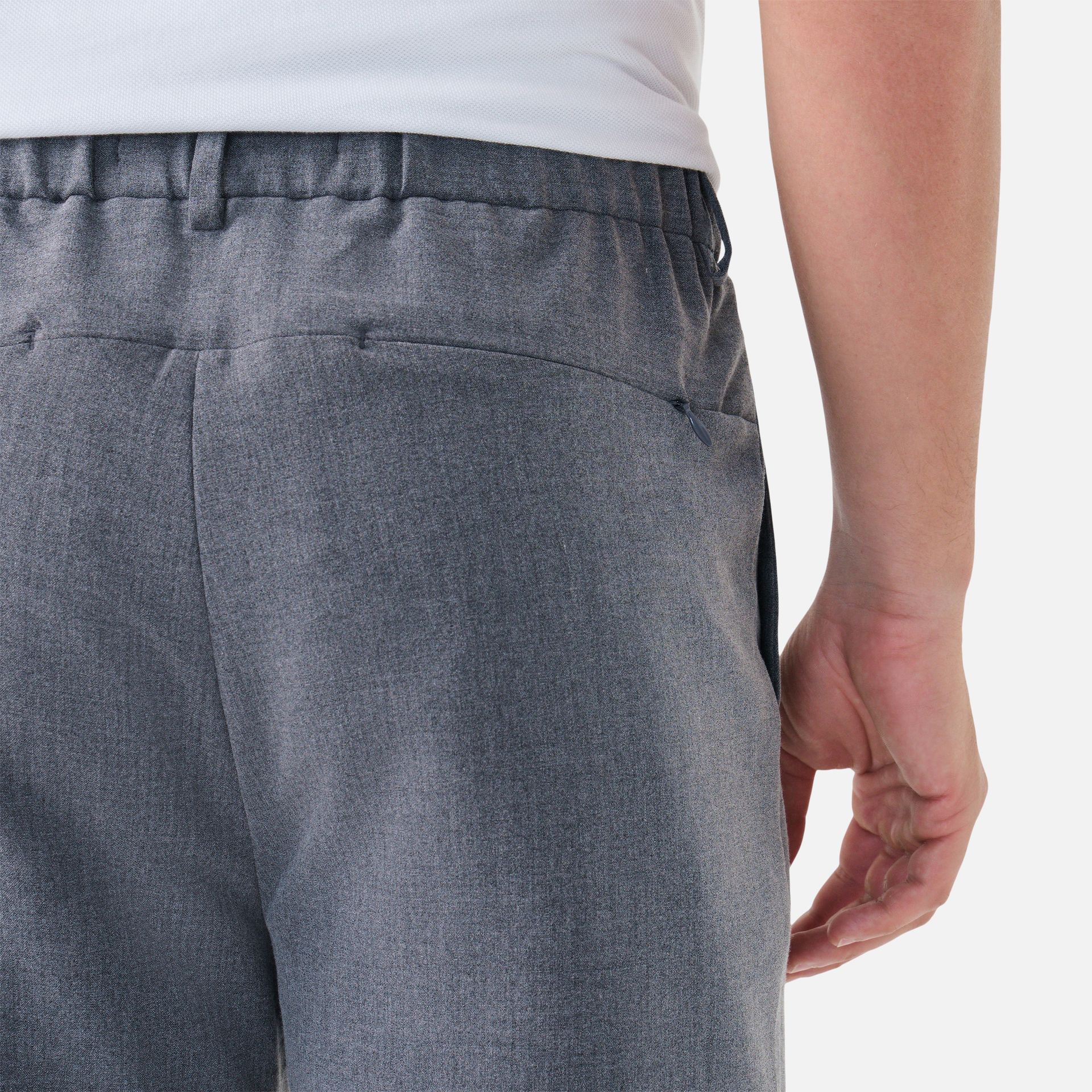 Bermuda Maleável Cinza Chumbo