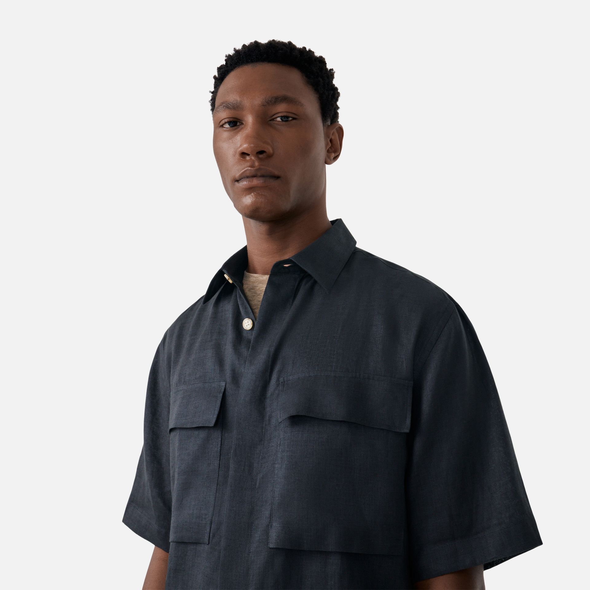 Camisa Santorini Manga Curta Preta