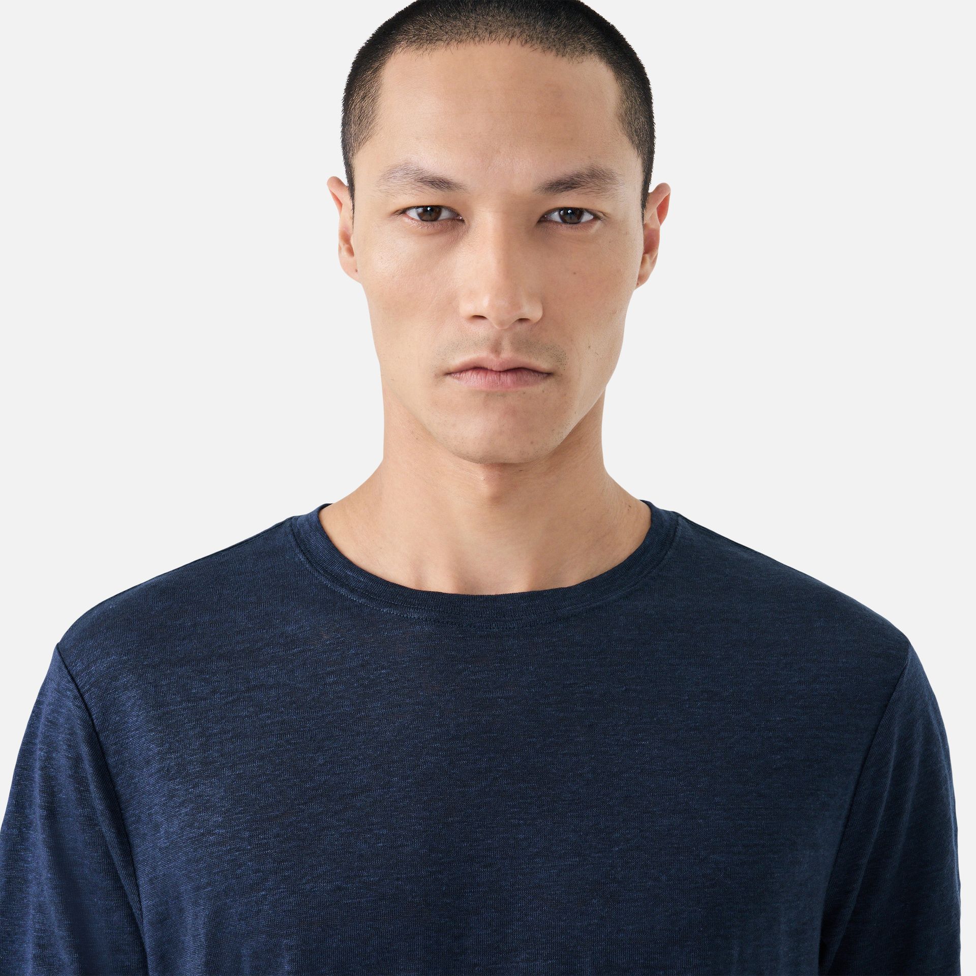 Camiseta Puro Linho Azul Marinho