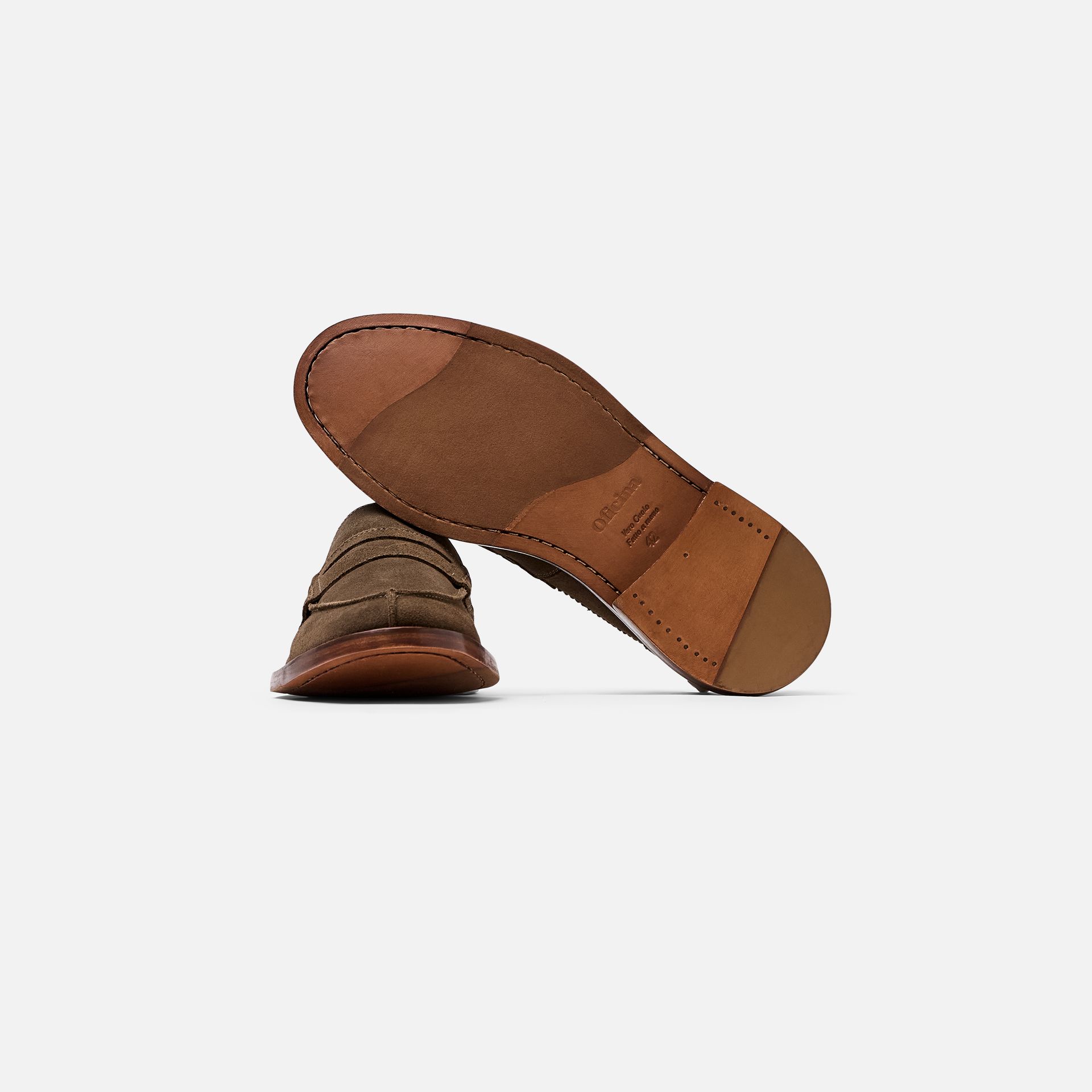 Mocassim Camurça Roger Rattan