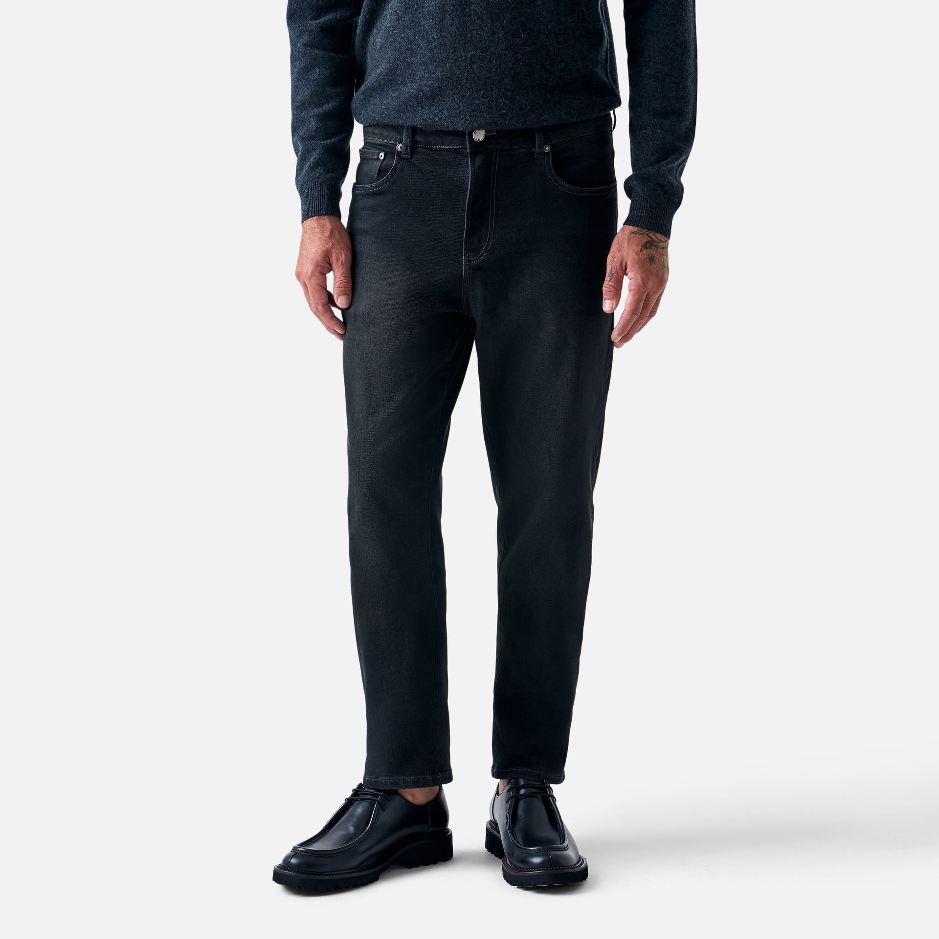 Calça Jeans Tapered Black Off Black Media 1