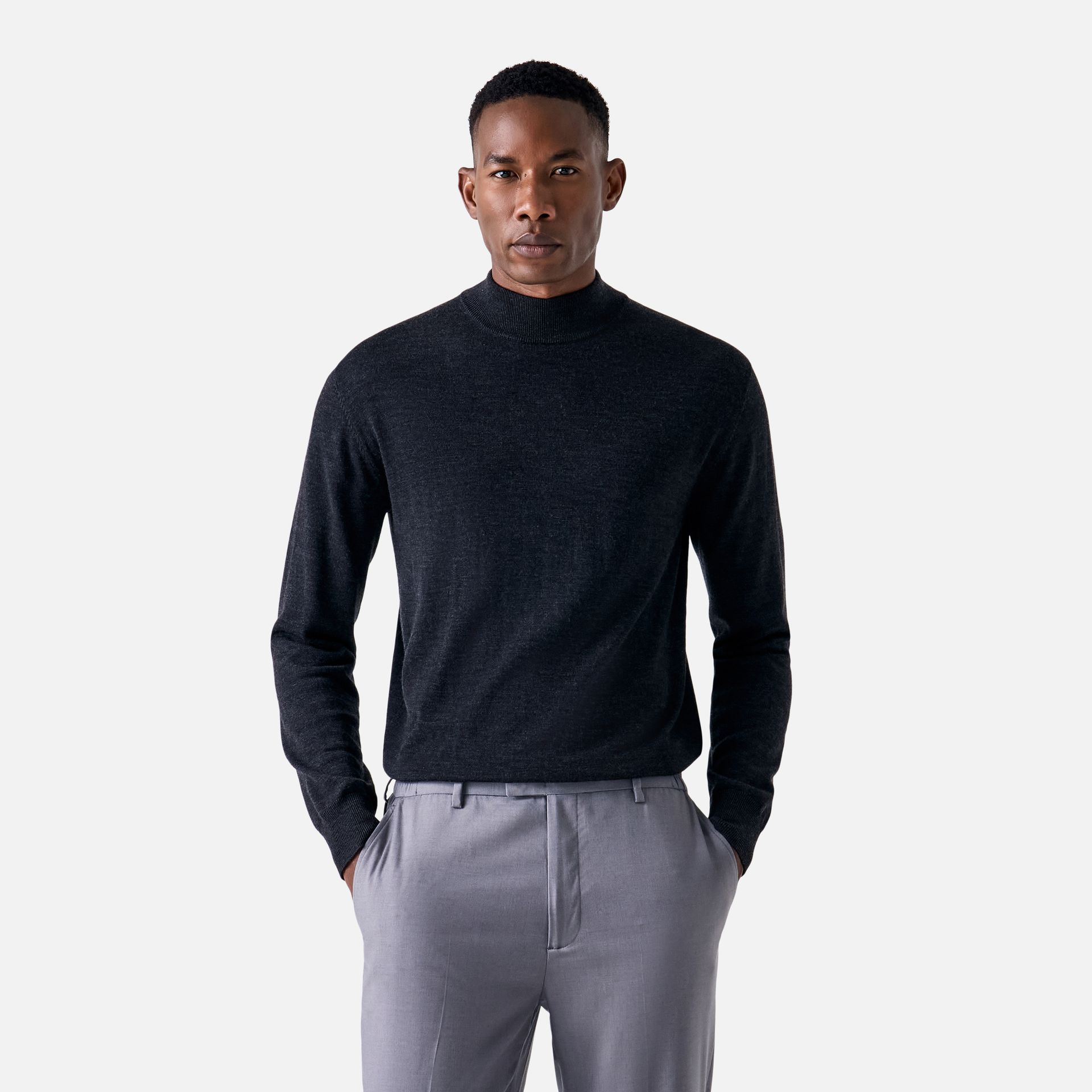 Suéter Merino Gola Alta Off Black