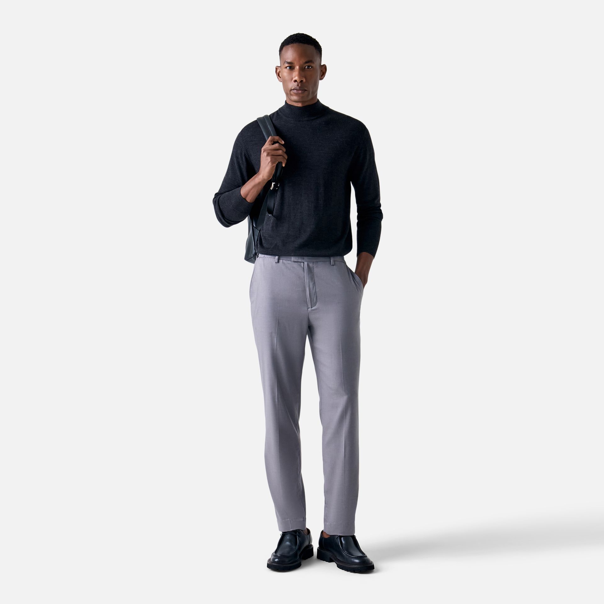 Suéter Merino Gola Alta Off Black Media 5