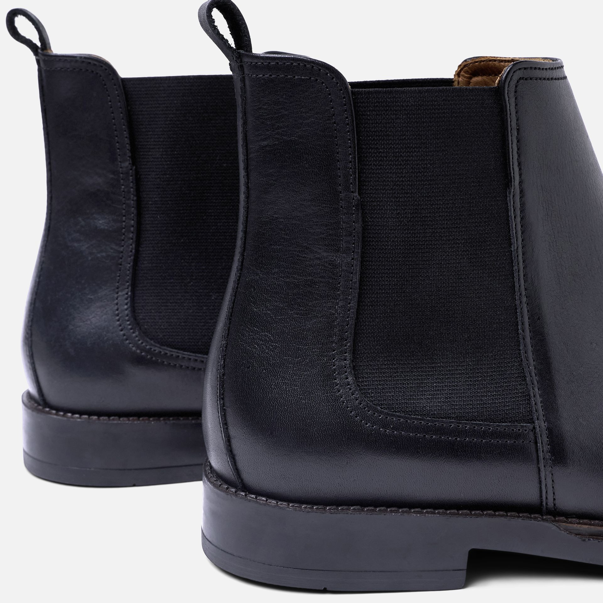 Bota Chelsea Preta