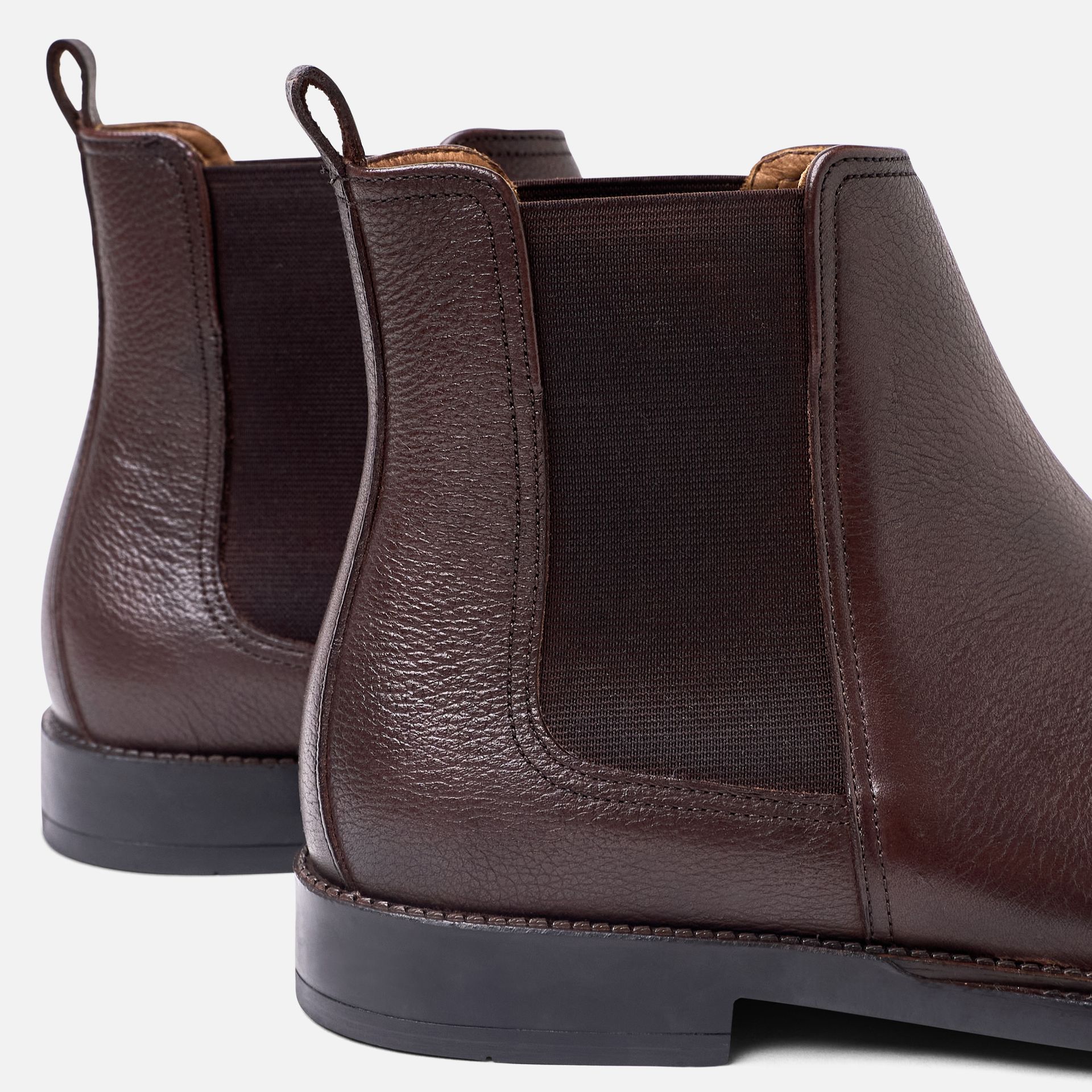 Bota Chelsea Cafe