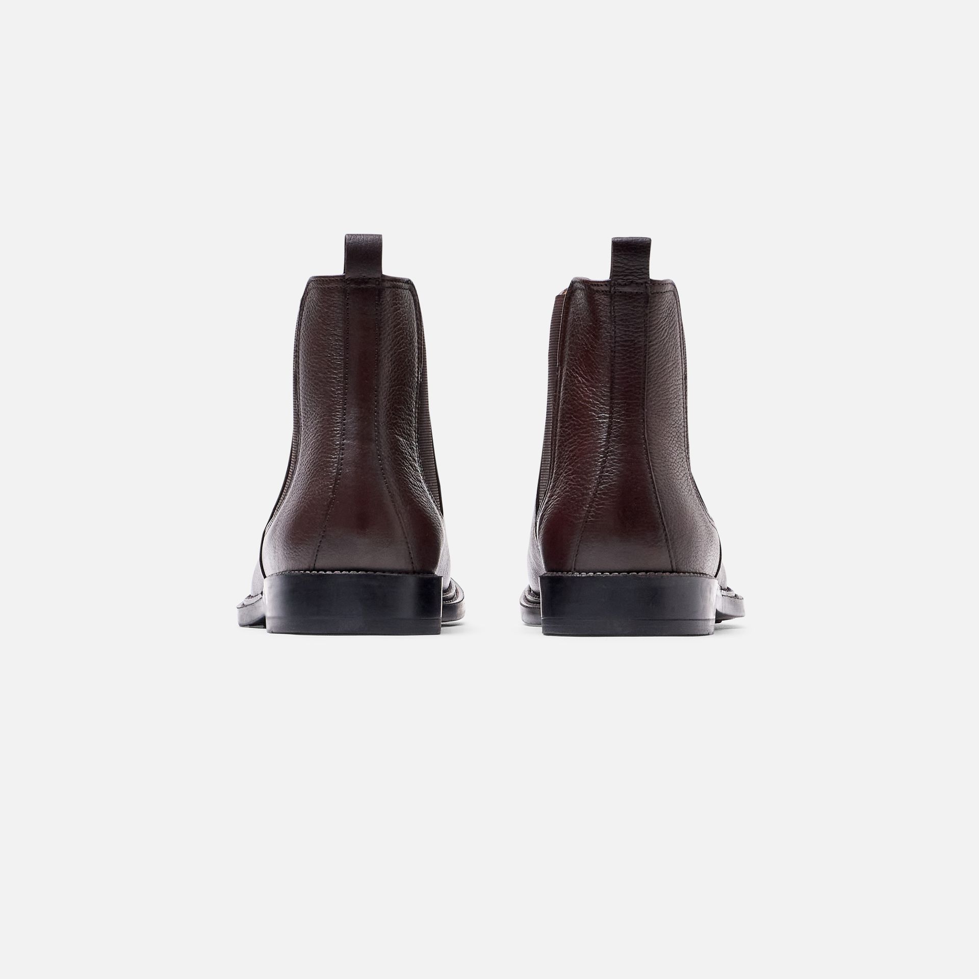 Bota Chelsea Cafe Media 5